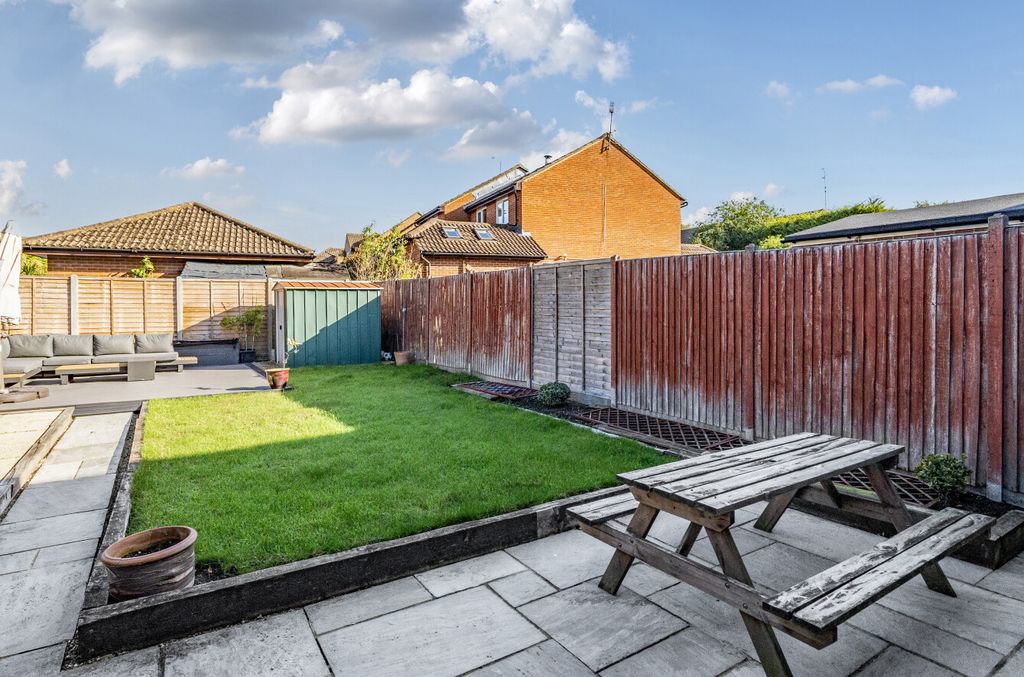 Property photo 3 of 17 1363902-15-68E7A0...