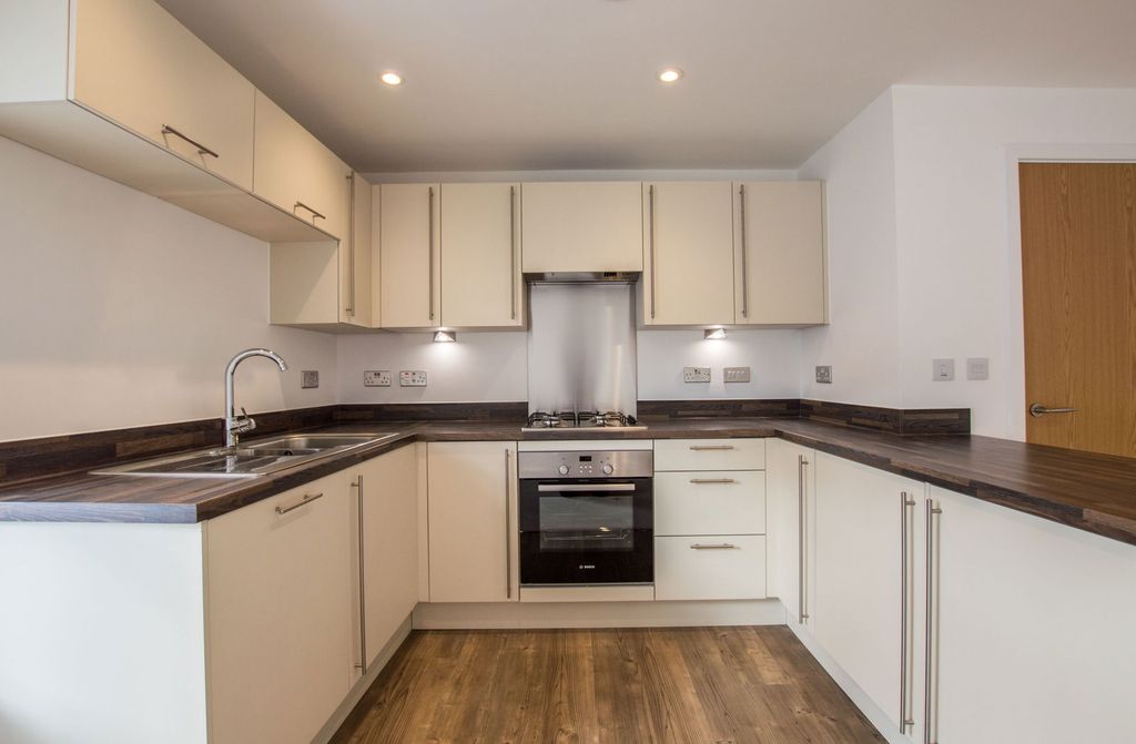 Property photo 2 of 5