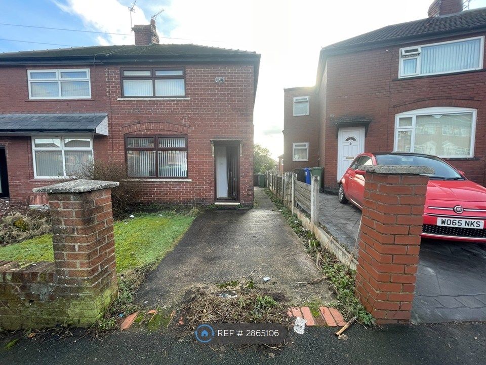 Property photo 2 of 23