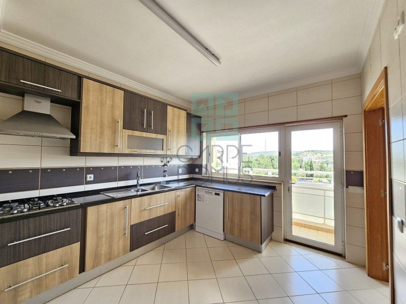 Property photo 2 of 62