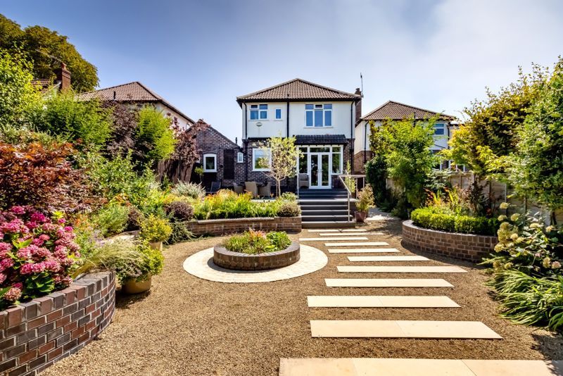 Property photo 1 of 17 Garden