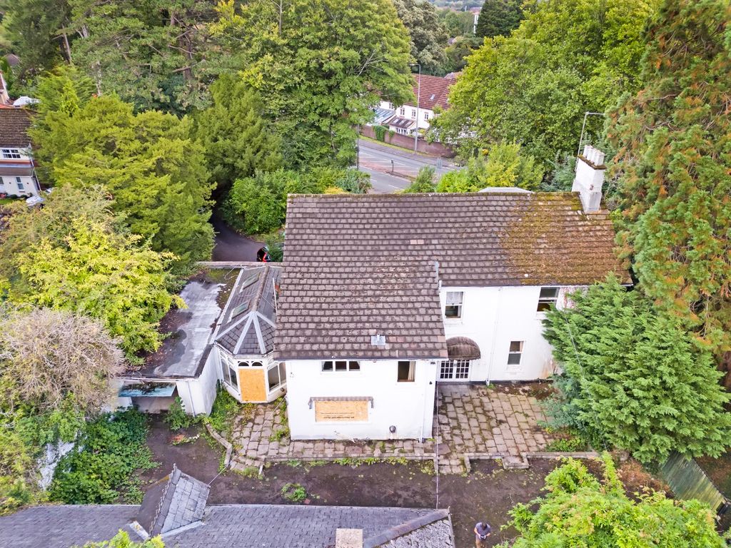 Property photo 3 of 5 4433979