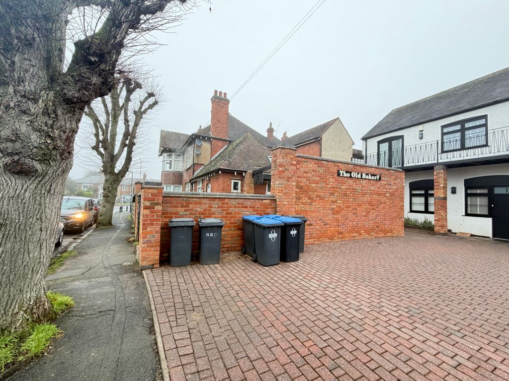 Property photo 1 of 14 Image