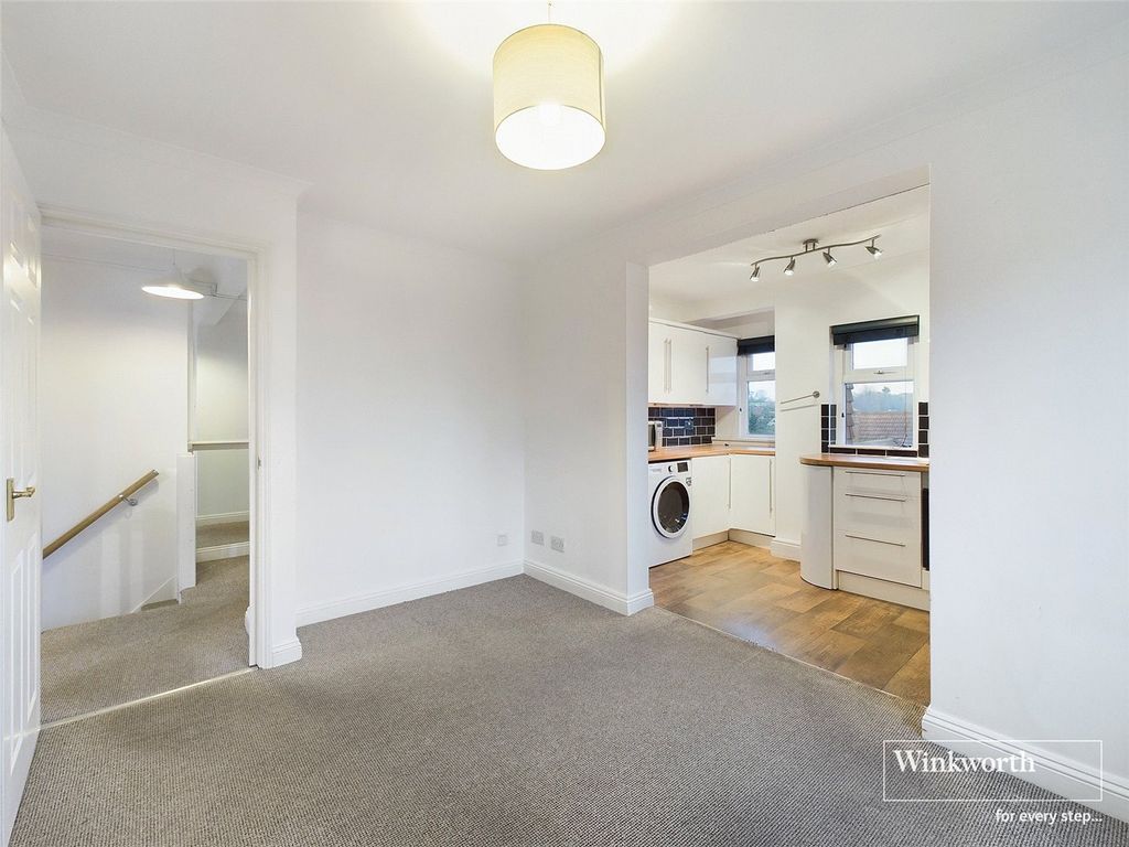 Property photo 3 of 9 Picture No. 21