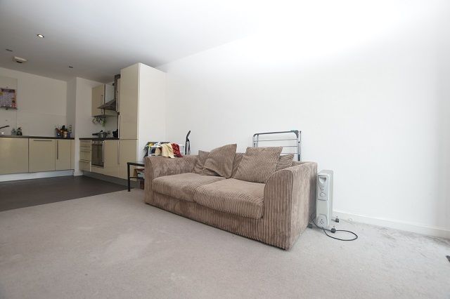 Property photo 3 of 9