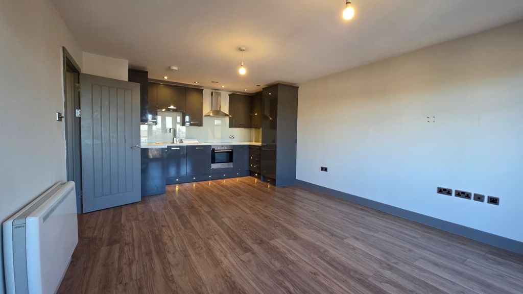 Property photo 2 of 5