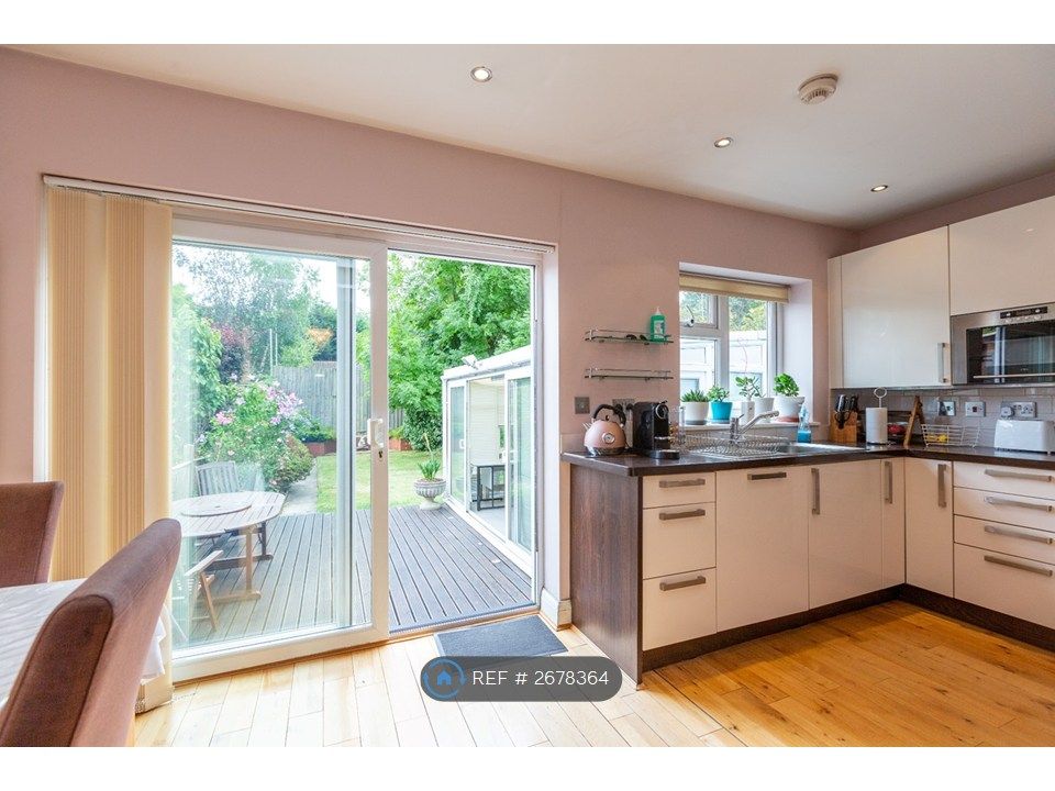 Property photo 3 of 21