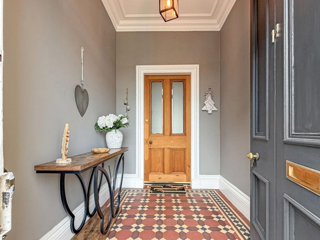 Property photo 3 of 47 Hallway