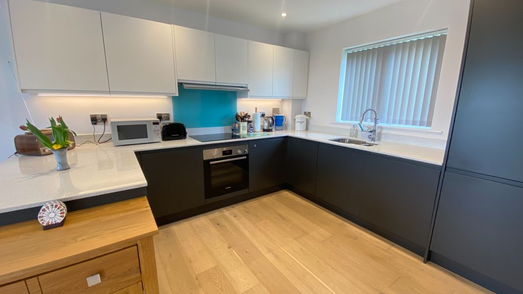 Property photo 3 of 20 5312342