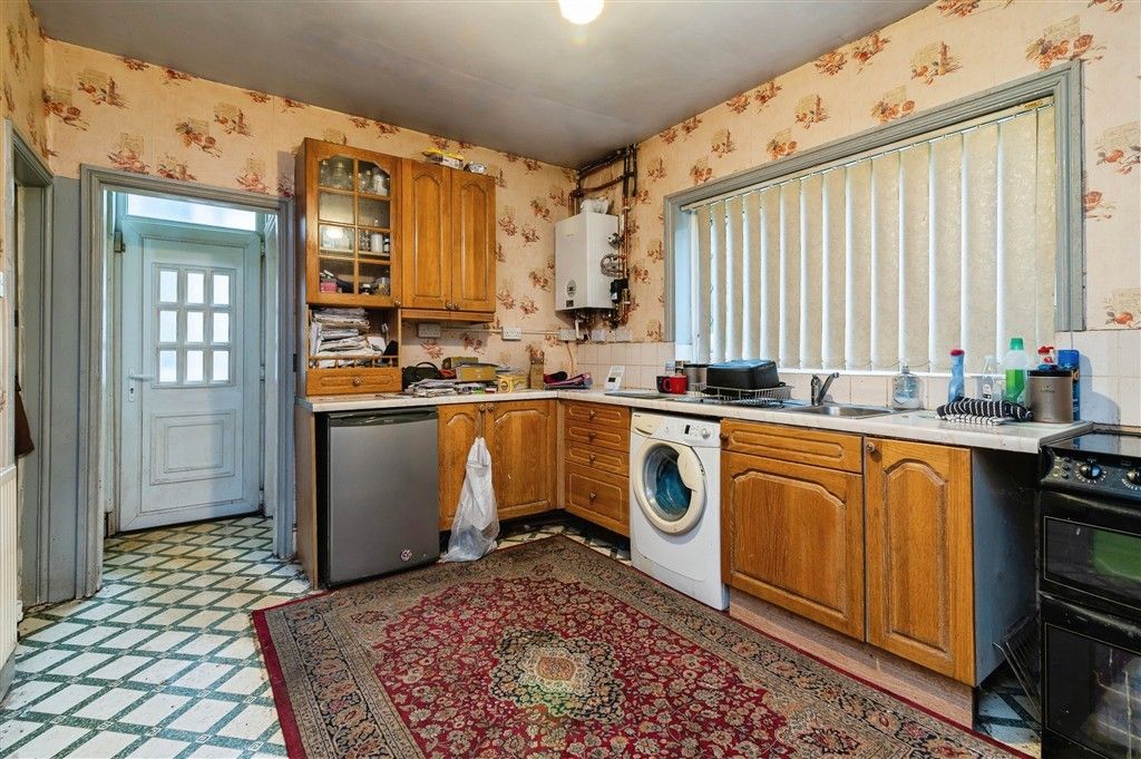 Property photo 3 of 14