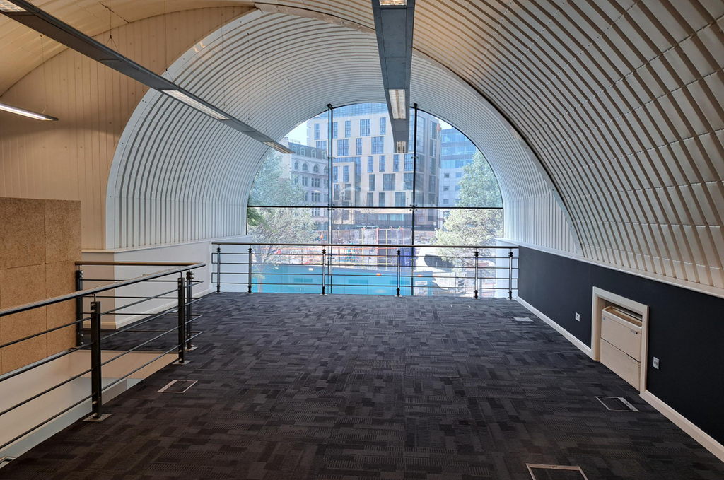 Property photo 1 of 2 Spacious Mezzanine Floor