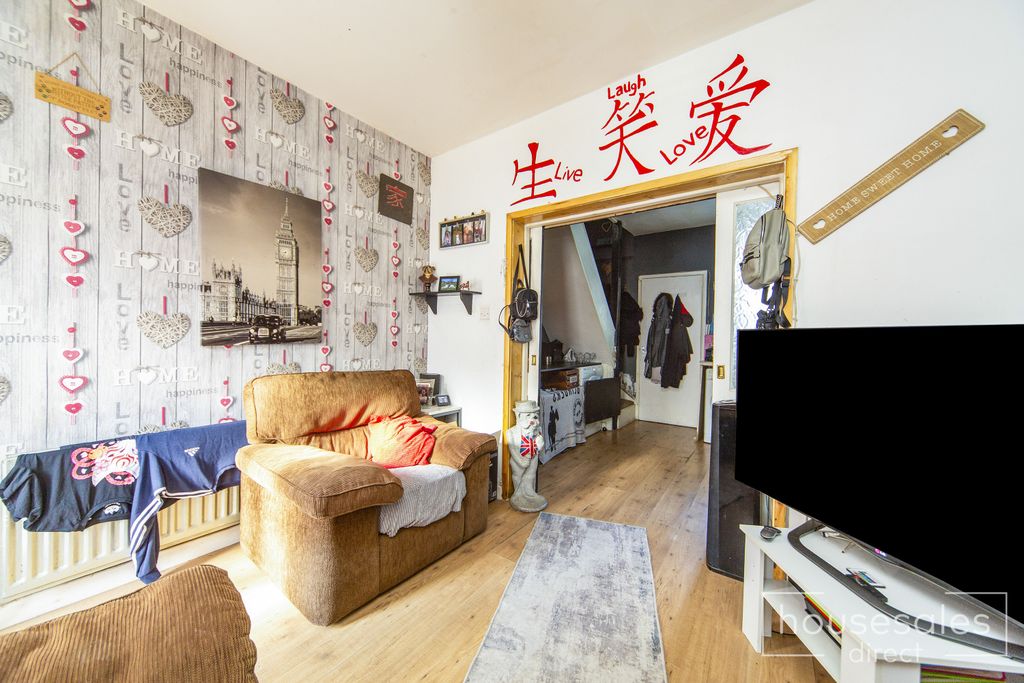 Property photo 3 of 7