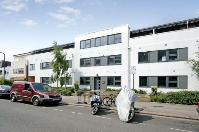 Property photo 1 of 5 64571_33495670_Img_00_0000_Max_656x437