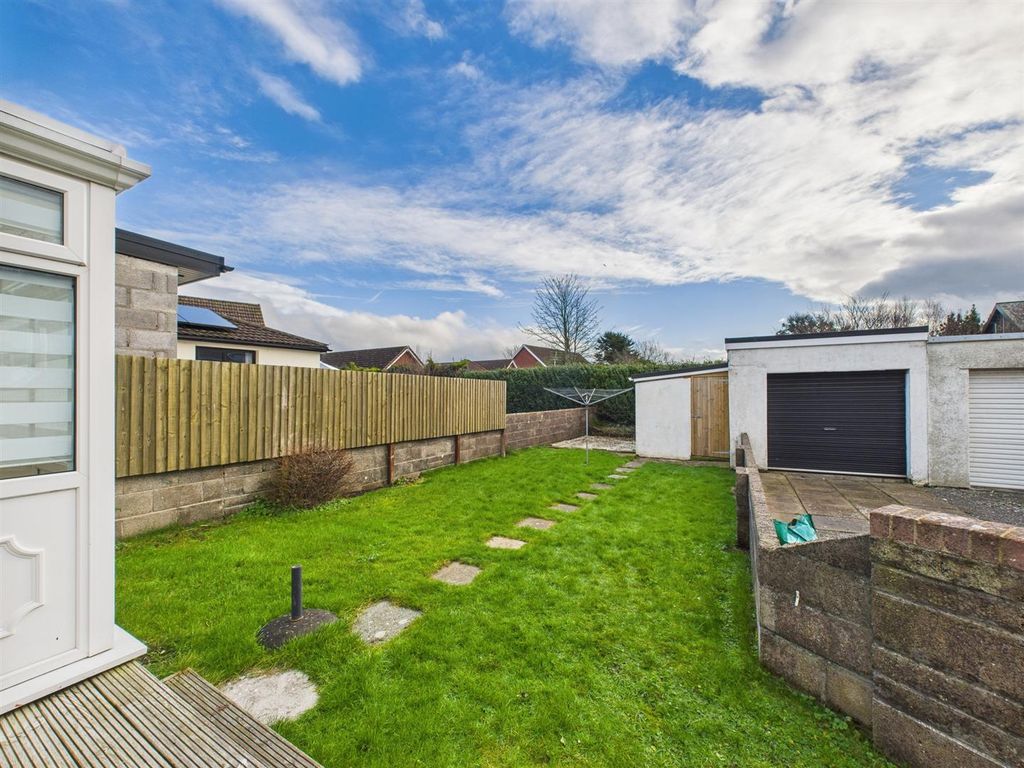 Property photo 2 of 29 Cam02295G0-Pr0386-Still027.Jpg