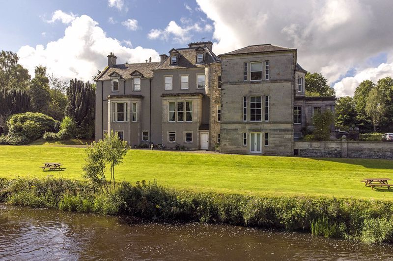 Property photo 1 of 25 Photo 24