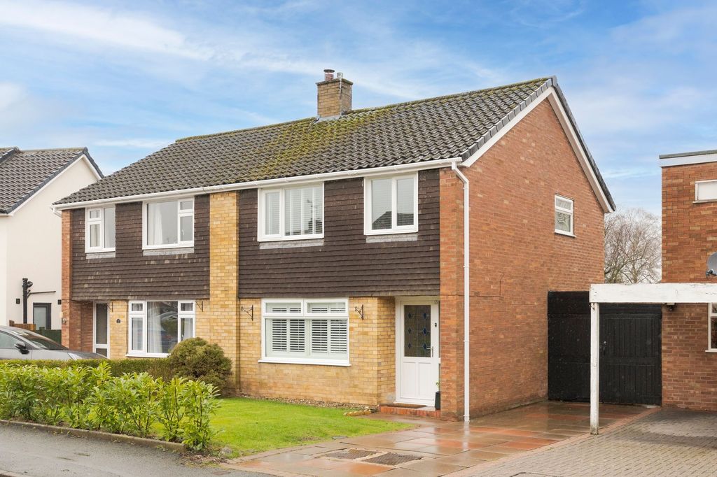 Property photo 1 of 34