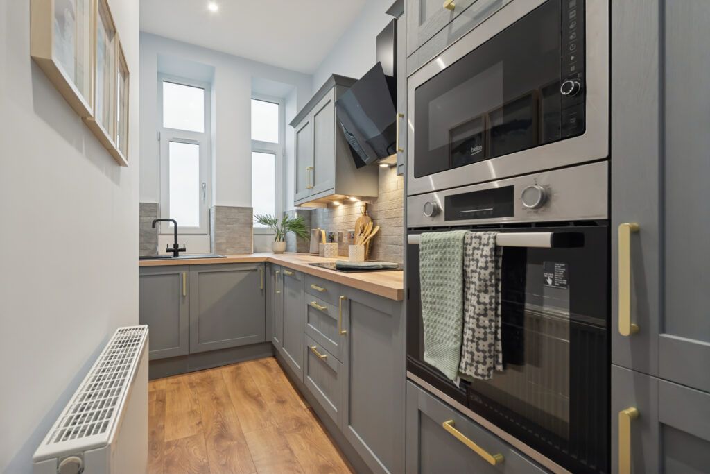 Property photo 3 of 23