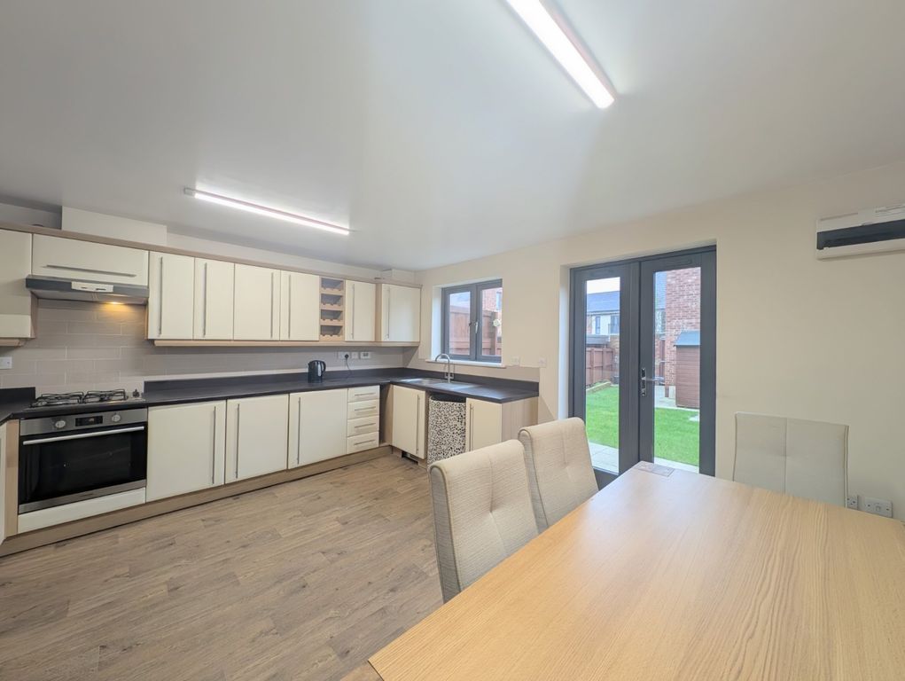 Property photo 2 of 23 Picture No. 02