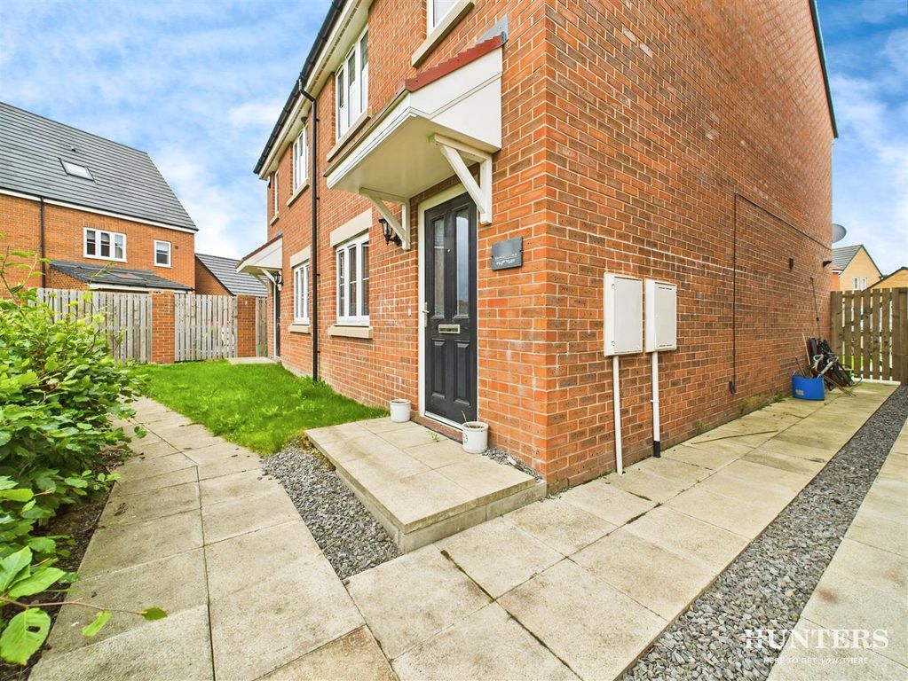 Property photo 2 of 20 Ba796582-Cam03792G0-Pr0311-Still019.Jpg