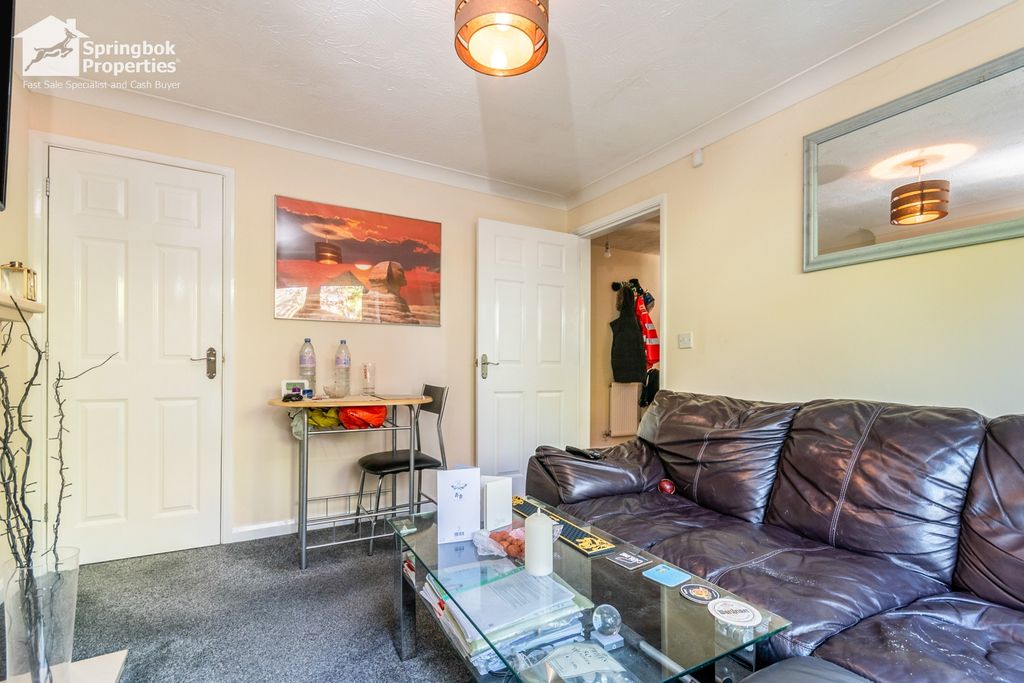 Property photo 3 of 12 2