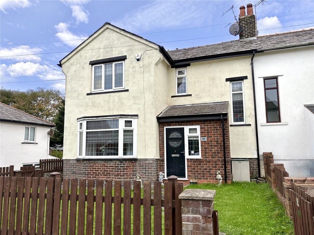 Property photo 1 of 16 Front External