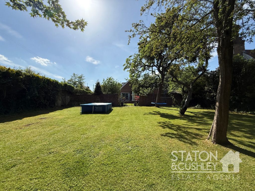Property photo 2 of 49