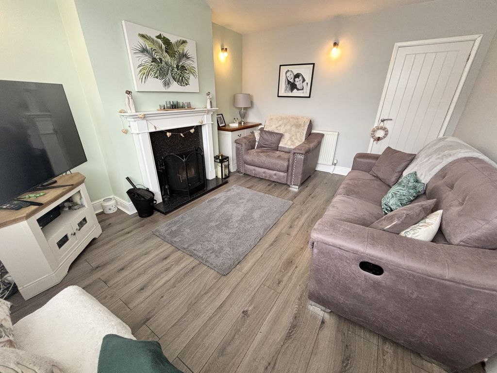 Property photo 3 of 22