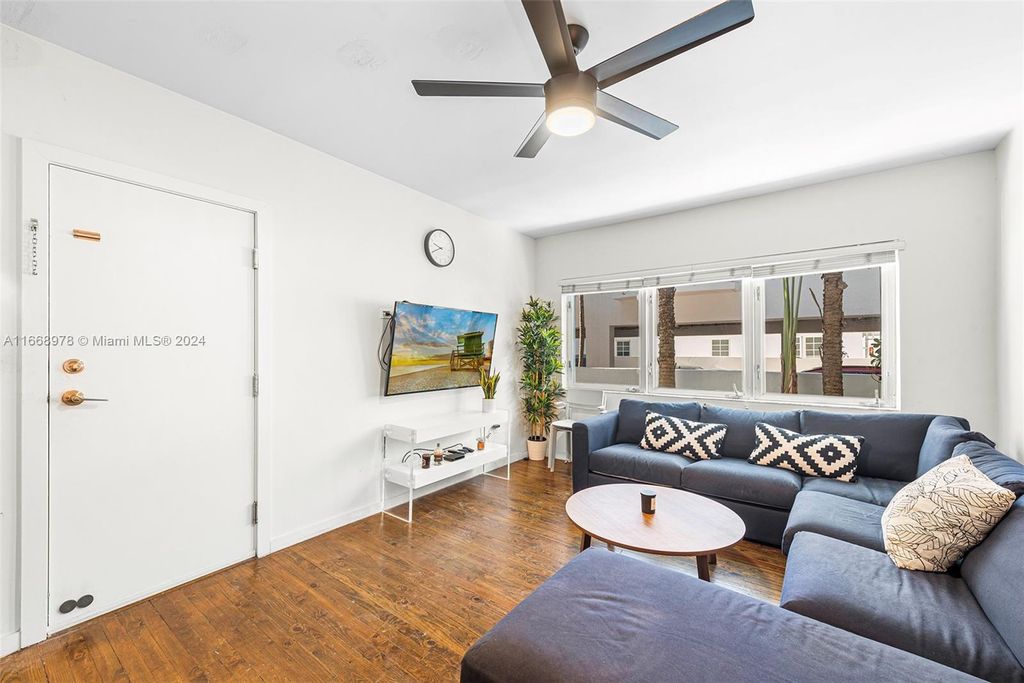 Property photo 3 of 15 <Alttext/>