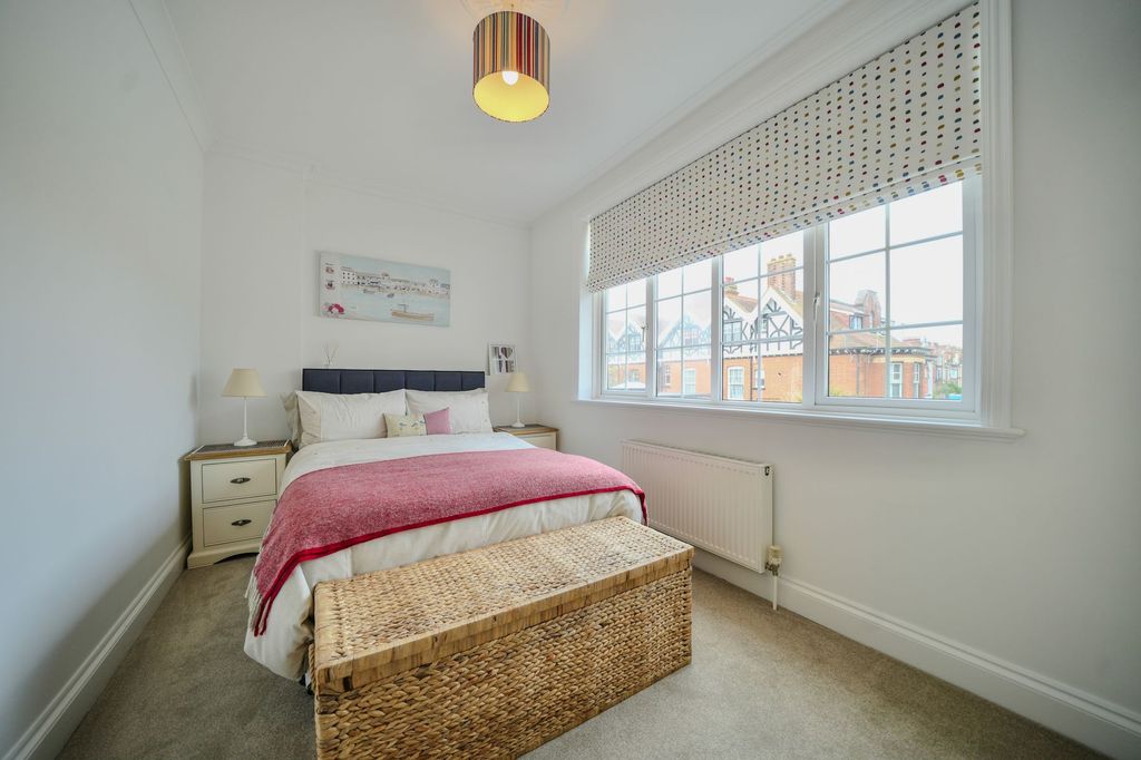 Additional image 16 of 3 bed flat for saleCliff Avenue, Leylands NR27
