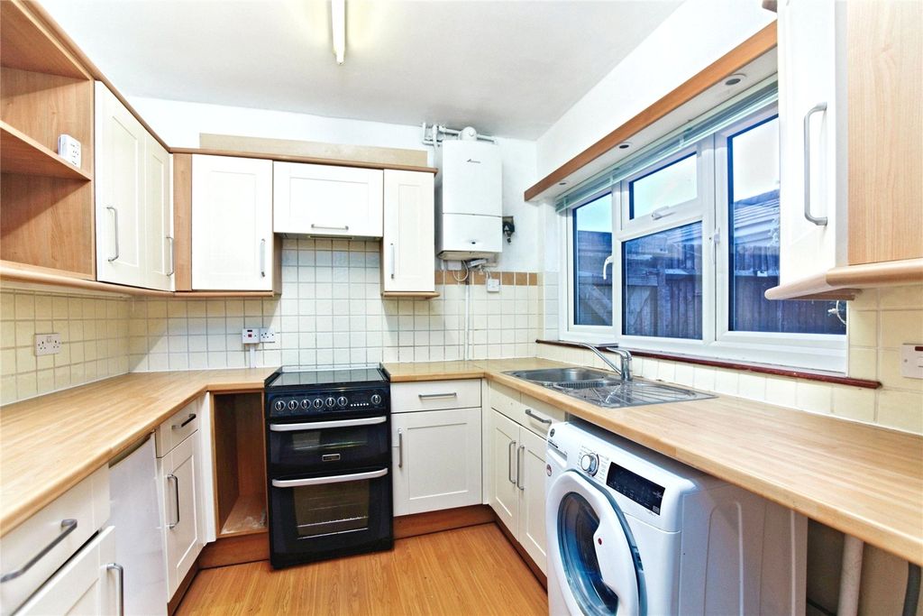 Property photo 3 of 20 Picture No. 34