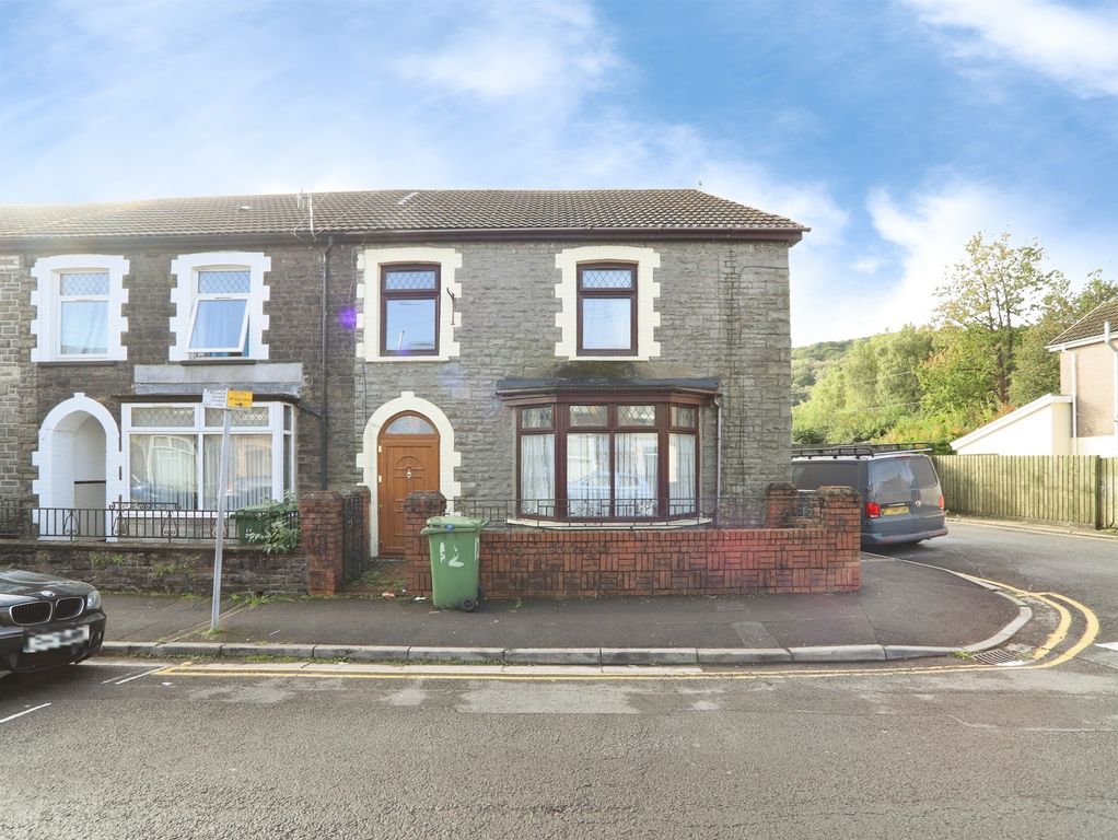 Property photo 1 of 24