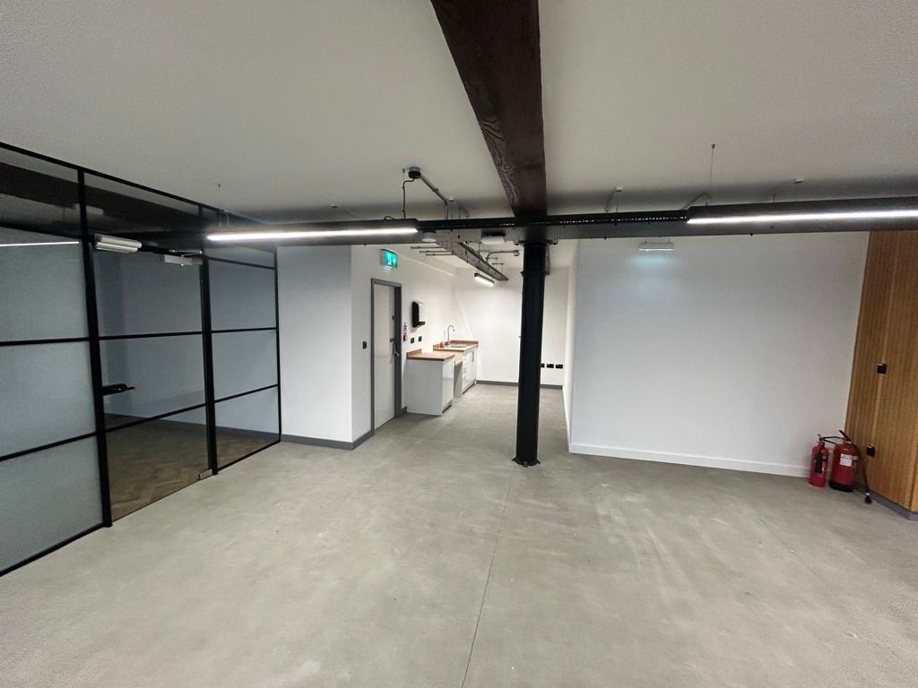 Property photo 3 of 10 Photo 3