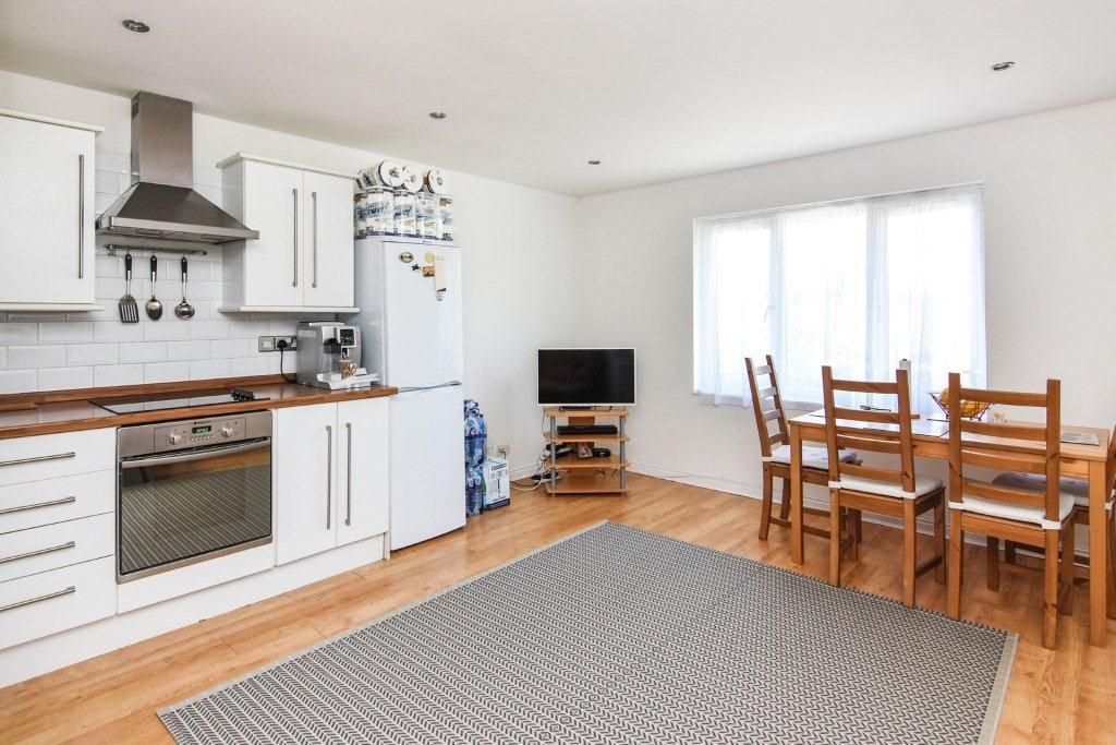 Property photo 3 of 10 Kitchen/Diner