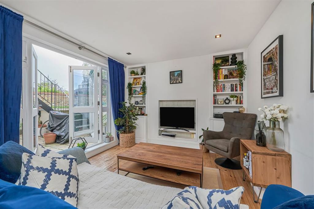 Property photo 2 of 8