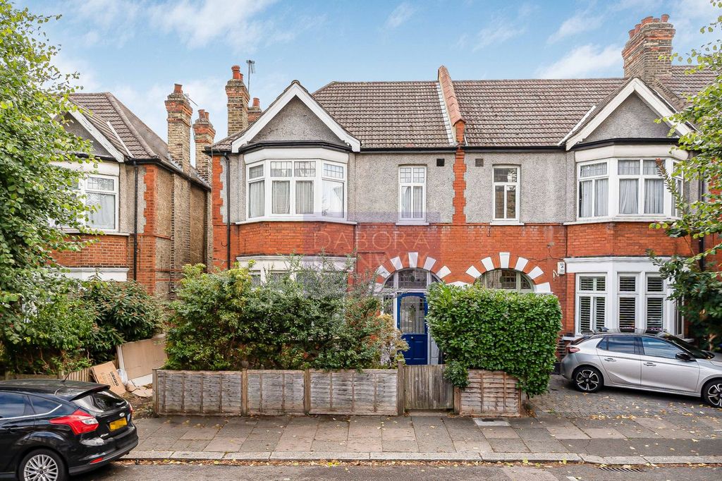 Property photo 1 of 13