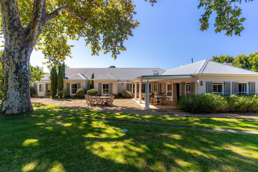 Property photo 1 of 47