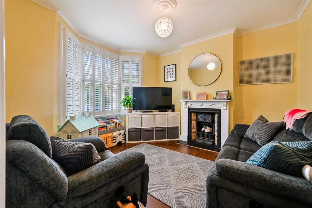 Property photo 3 of 15