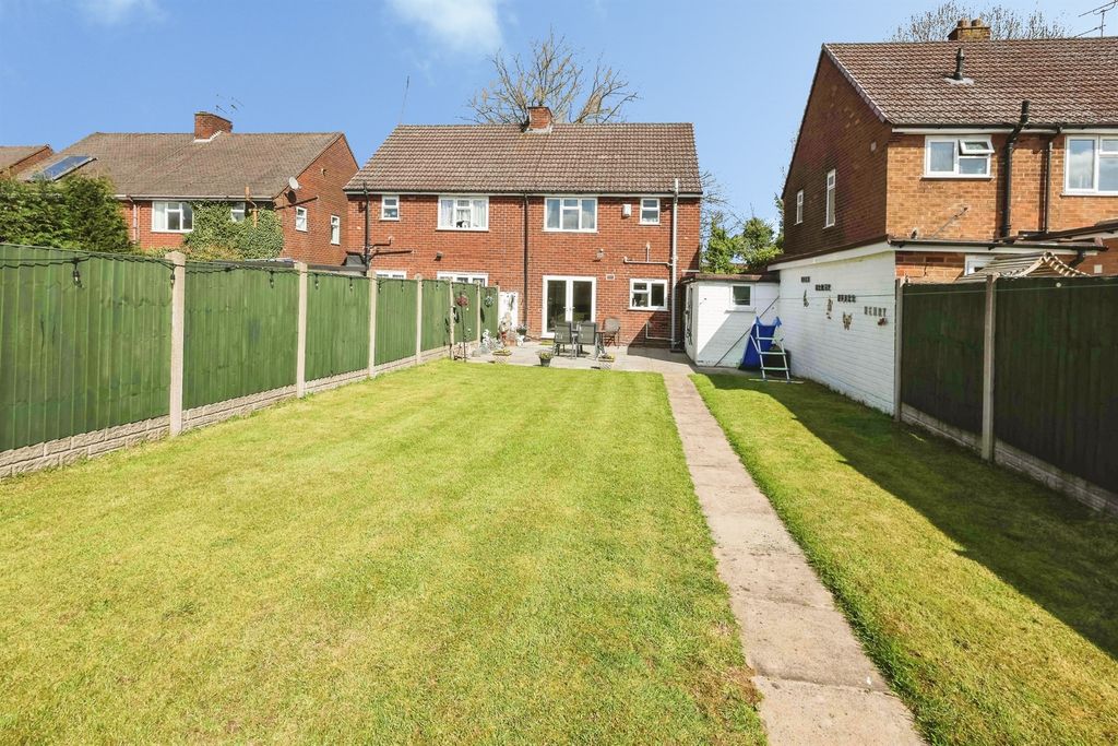 Property photo 2 of 18