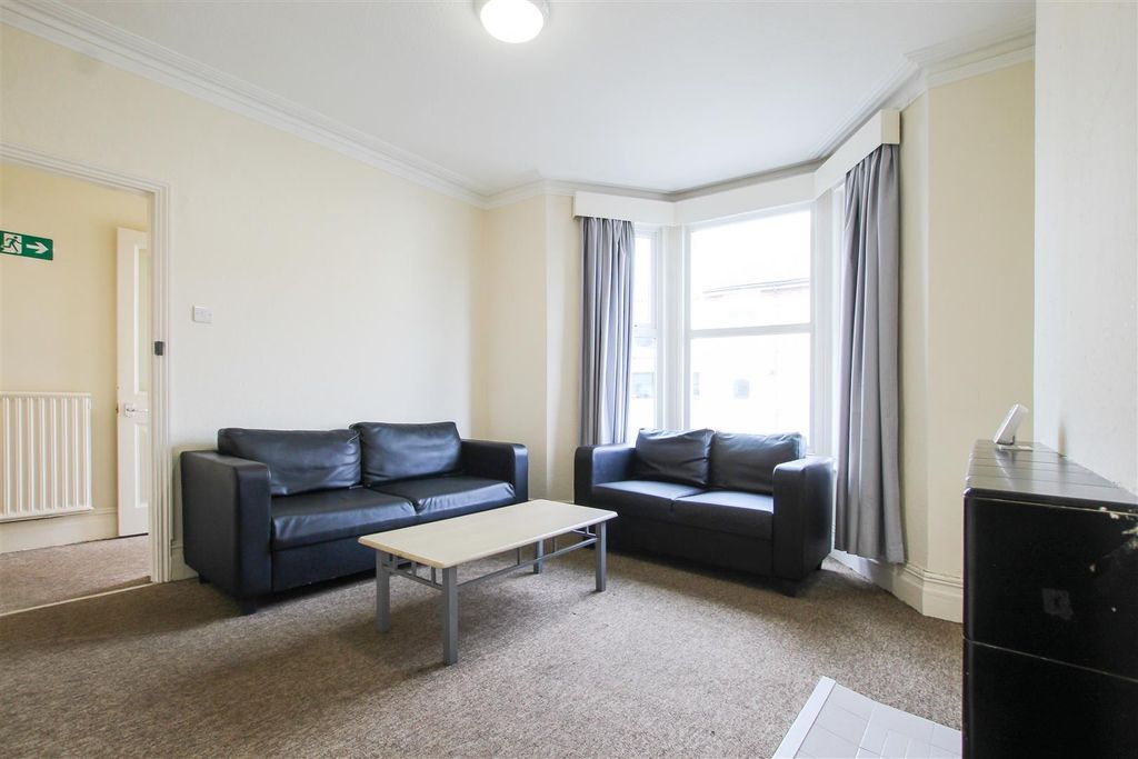 Property photo 3 of 19 Img_0409.Jpg