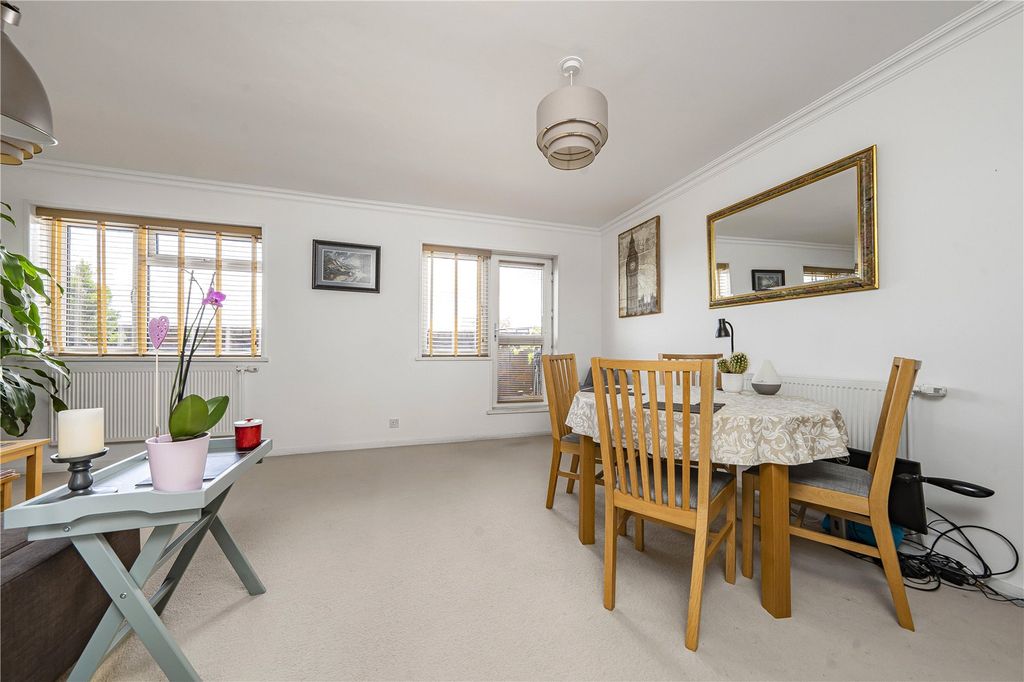 Property photo 2 of 14 Picture No. 07