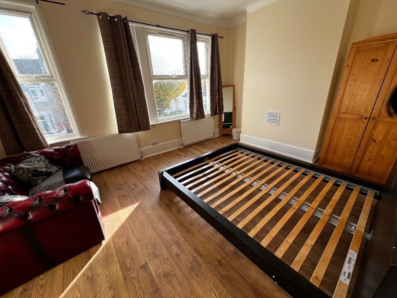 Property photo 1 of 11 Photo 1