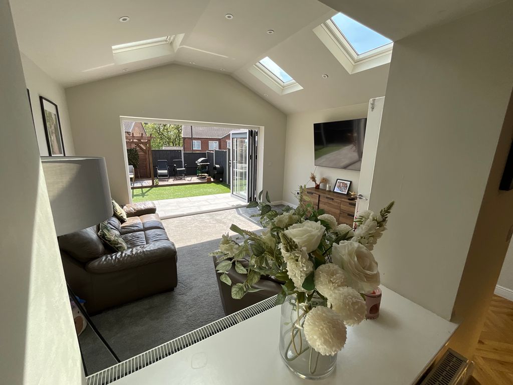 Property photo 3 of 20 Img_5505