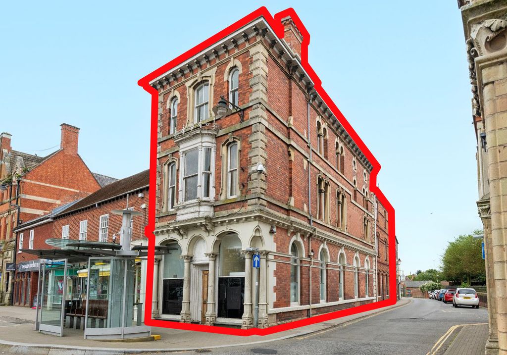 Property photo 1 of 13 35 High Street Outline (2).Jpg