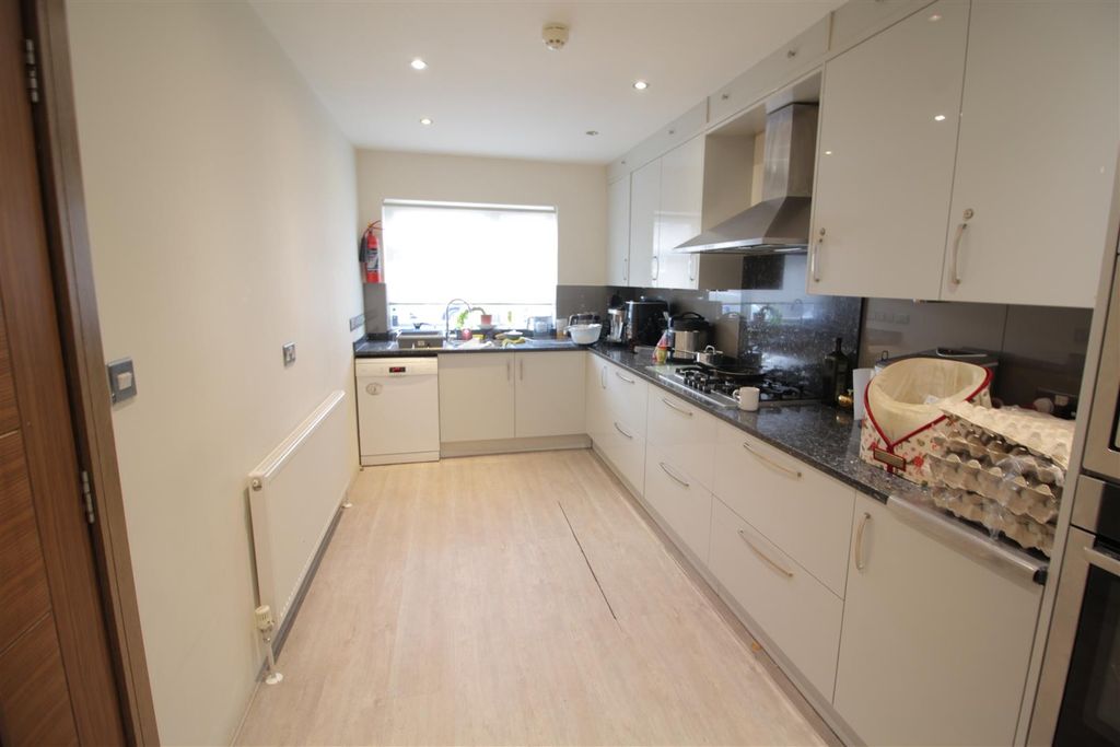 Property photo 2 of 16 Img_3643.Jpg