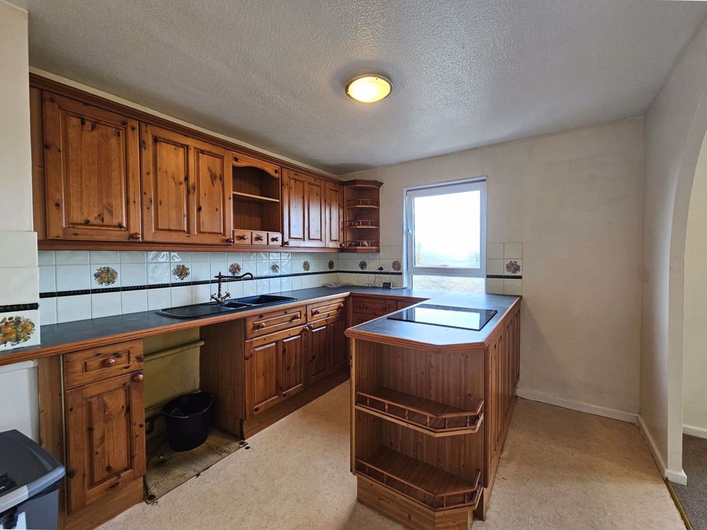 Property photo 2 of 11 Photo 2