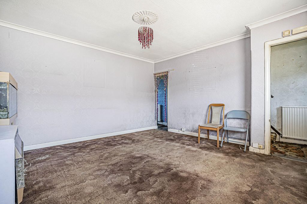 Property photo 3 of 16 Living Room