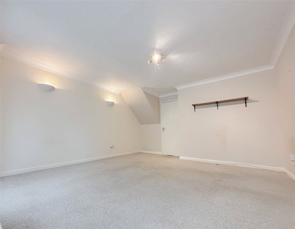 Property photo 3 of 12 Picture No. 48