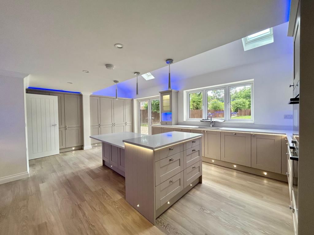 Property photo 1 of 13 Kitchen