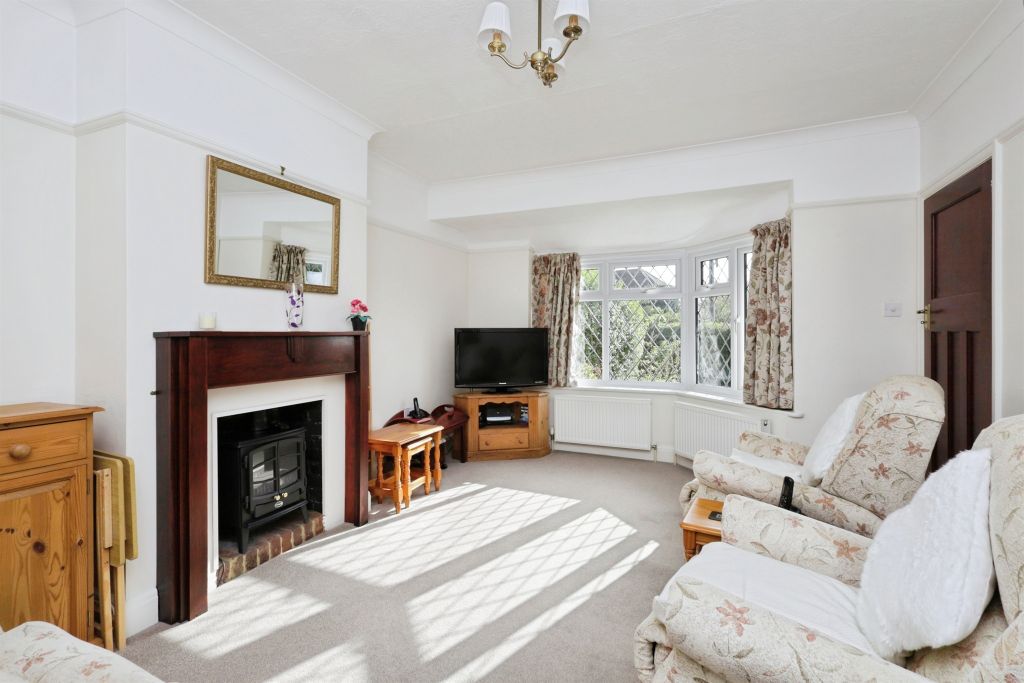 Property photo 2 of 17