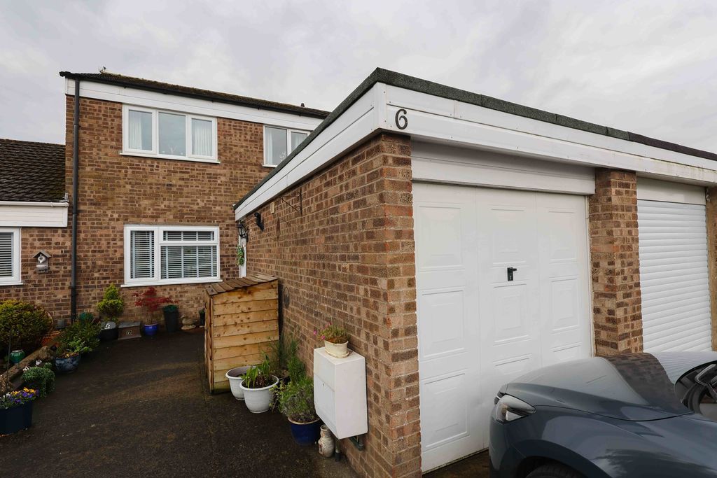 Property photo 1 of 21 Photo 18